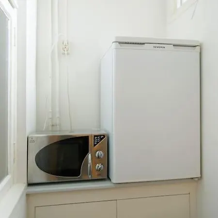 Ground Floor Jordaan לינה וארוחת בוקר