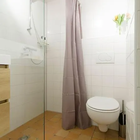 Panzió Ground Floor Jordaan 3*